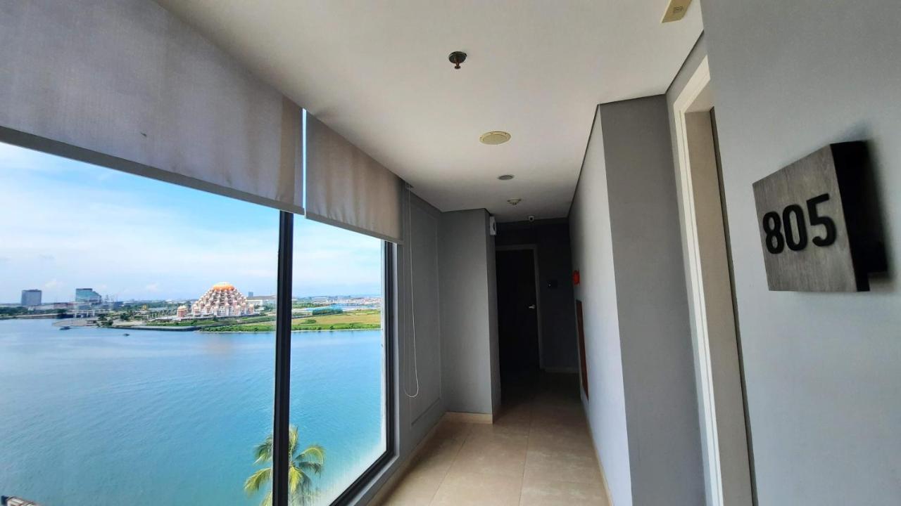 Expressia Hotel Makassar Macáçar Exterior foto